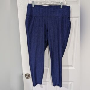 LIVI Lane Bryant Blue and Black Design Active Wear Leggings in Size 18/20 (2X)